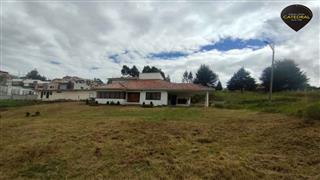 Villa Casa de Alquiler en Cuenca Ecuador sector Via. Monay Baguanchi Paccha