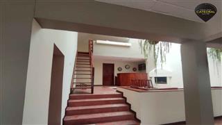 Villa Casa de Alquiler en Cuenca Ecuador sector Via. Monay Baguanchi Paccha