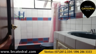 Villa Casa de Venta en Cuenca Ecuador sector ECU 911- Av. 10 agosto