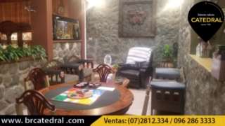 Villa Casa de Venta en Cuenca Ecuador sector Cdla. Los Ingenieros