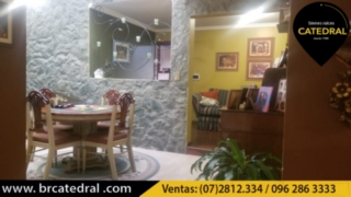 Villa Casa de Venta en Cuenca Ecuador sector Cdla. Los Ingenieros