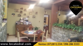 Villa Casa de Venta en Cuenca Ecuador sector Cdla. Los Ingenieros