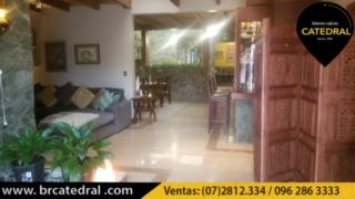 Villa Casa de Venta en Cuenca Ecuador sector Cdla. Los Ingenieros