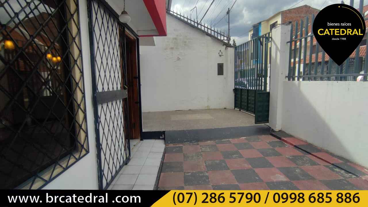 Villa Casa de Alquiler en Cuenca Ecuador sector Remigio Crespo