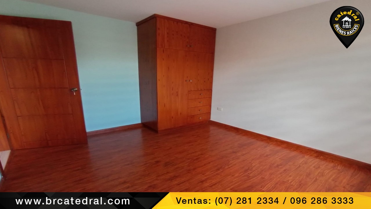 Villa Casa de Venta en Cuenca Ecuador sector Ricaurte - 4 esquinas 