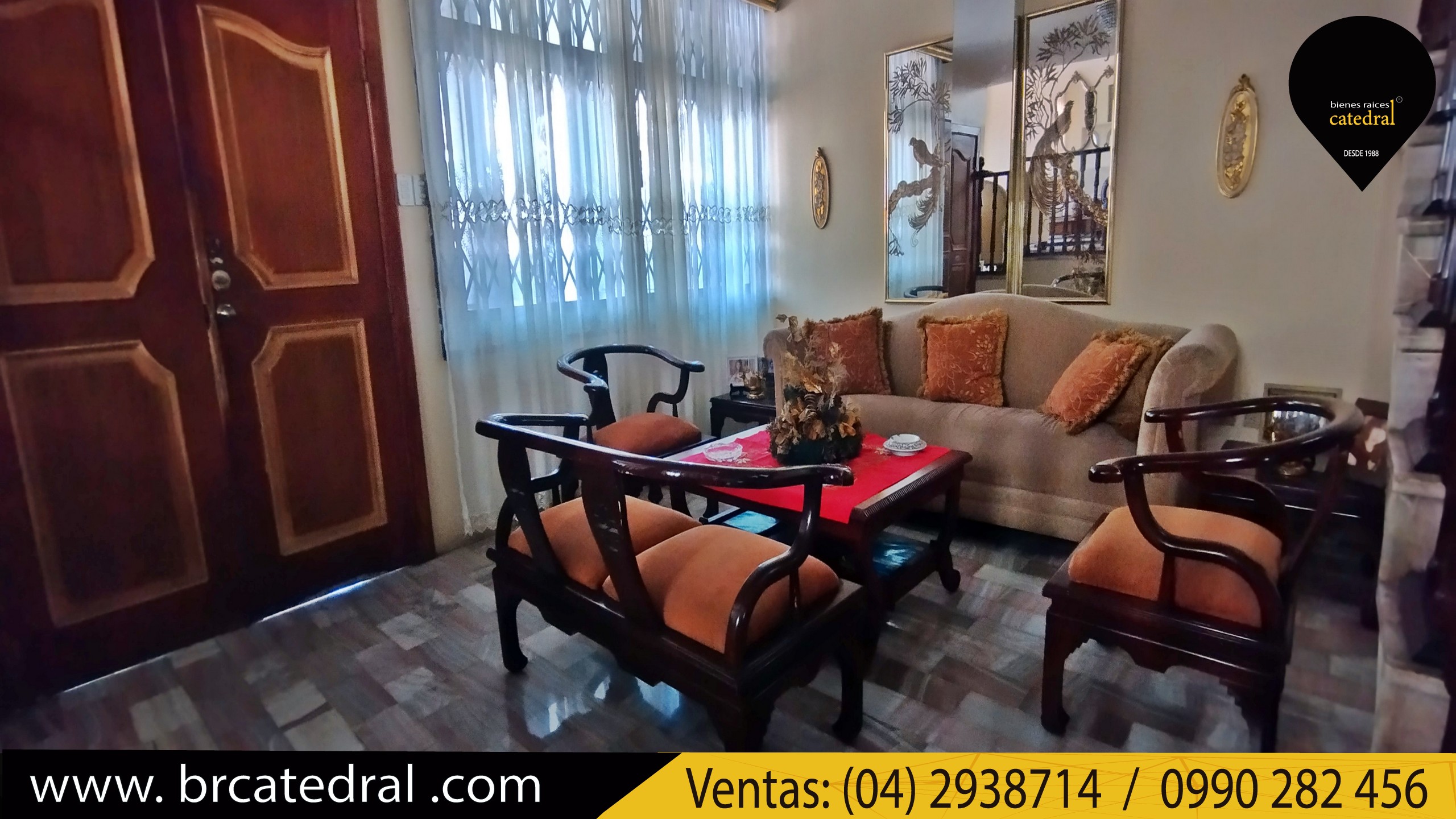 Villa Casa de Venta en Cuenca Ecuador sector Garzota - Etapa 1