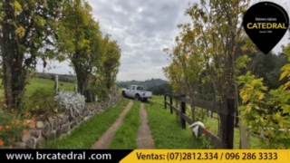 Quinta de Venta en Cuenca Ecuador sector Tarqui -  Manzano Pamba