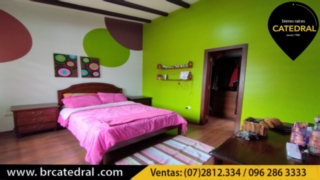 Villa Casa de Venta en Cuenca Ecuador sector Puertas del Sol