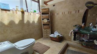 Villa Casa de Venta en Cuenca Ecuador sector Cdla. Los ingenieros 