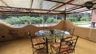 Villa Casa de Venta en Cuenca Ecuador sector Cdla. Los ingenieros 