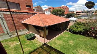 Villa Casa de Venta en Cuenca Ecuador sector Cdla. Los ingenieros 