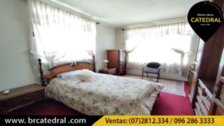 Villa Casa de Venta en Azogues Ecuador sector Av. 24 de mayo