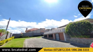 Villa Casa de Venta en Azogues Ecuador sector Av. 24 de mayo