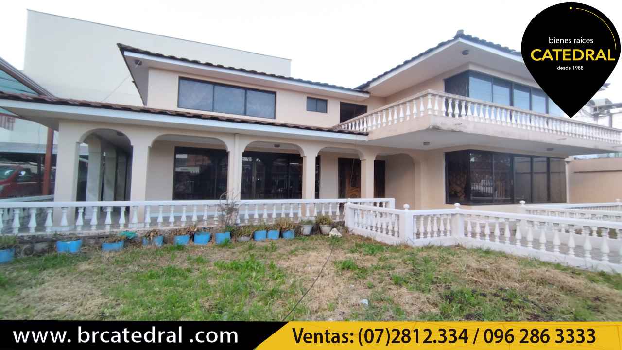 Casa de Venta en Cuenca sector Batán Shopping Remigio Crespo