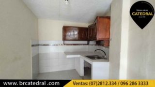 Villa Casa de Venta en Cuenca Ecuador sector Todos Santos- Vargas Machuca