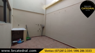 Villa Casa de Venta en Cuenca Ecuador sector Camino Viejo a Baños