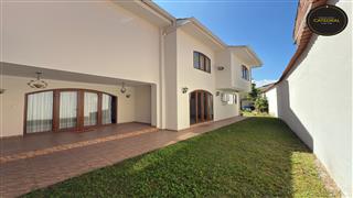 Villa Casa de Venta en Cuenca Ecuador sector Av. 27 de Febrero
