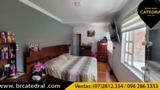 Villa Casa de Venta en Cuenca Ecuador sector Av. 12 de Abril