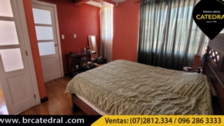 Villa Casa de Venta en Cuenca Ecuador sector Av. 12 de Abril