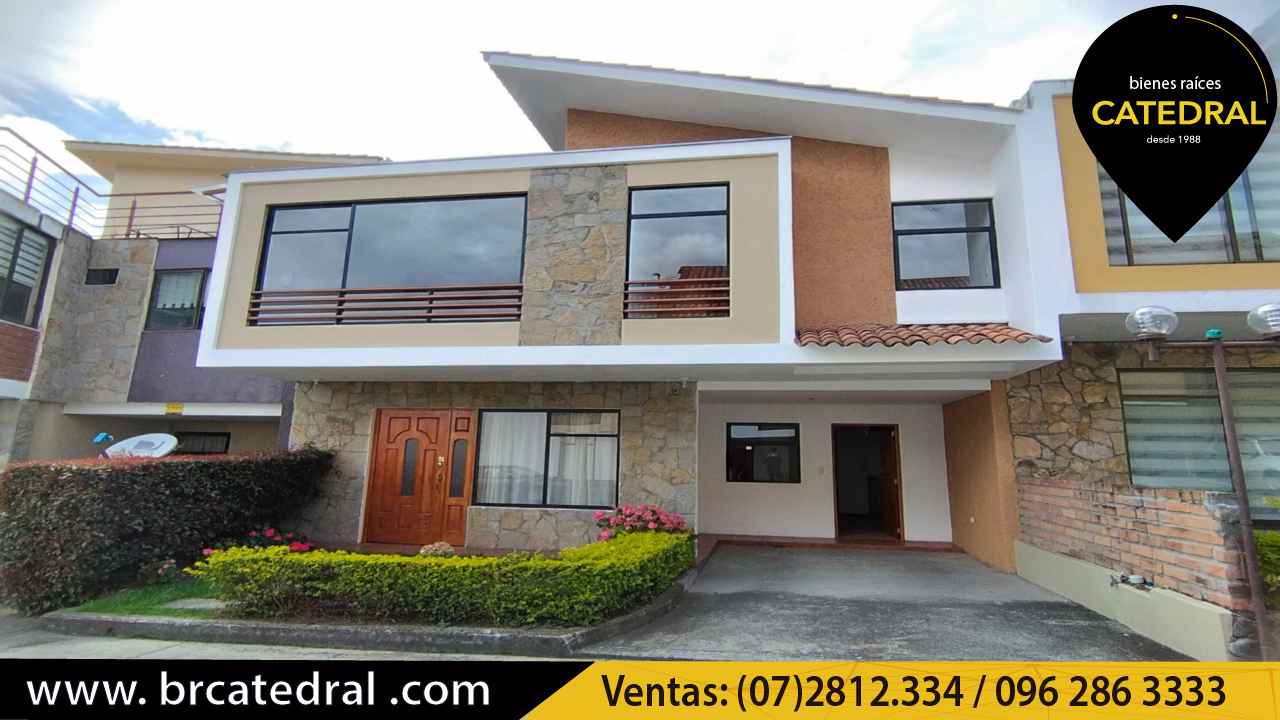 Villa Casa de Venta en Cuenca Ecuador sector Av. 10 de Agosto 