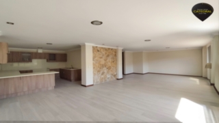 Villa Casa de Venta en Cuenca Ecuador sector Autopista y Av. 12 de octubre