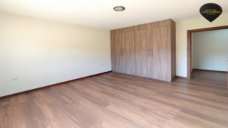 Villa Casa de Venta en Cuenca Ecuador sector Autopista y Av. 12 de octubre