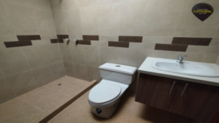 Villa Casa de Venta en Cuenca Ecuador sector Autopista y Av. 12 de octubre