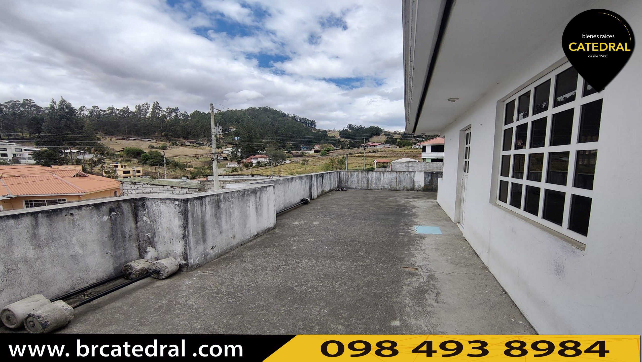 Villa/Casa/Edificio de Venta en Azogues Ecuador sector quimadel