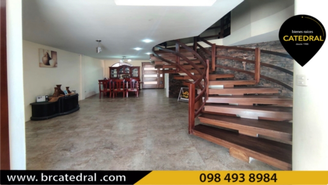 Villa Casa de Venta en Cuenca Ecuador sector Nuevo mercado mayorista