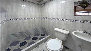Villa Casa de Venta en Cuenca Ecuador sector Av. del Tejar