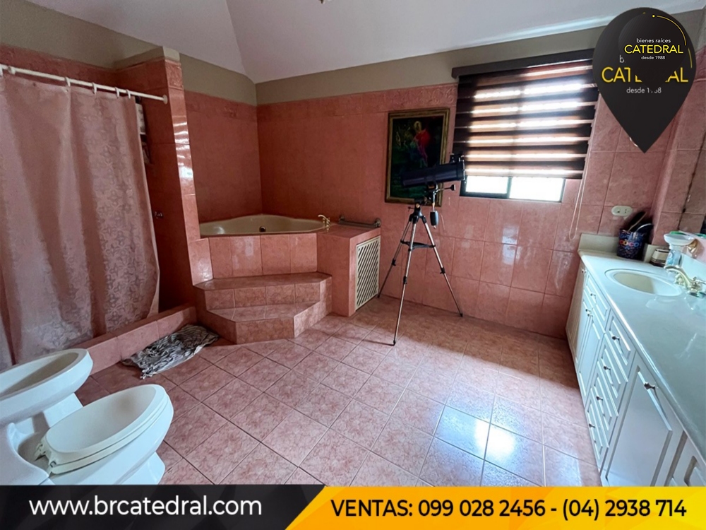 Villa Casa de Venta en Guayaquil Ecuador sector Vía a la Costa- Puerto Azul