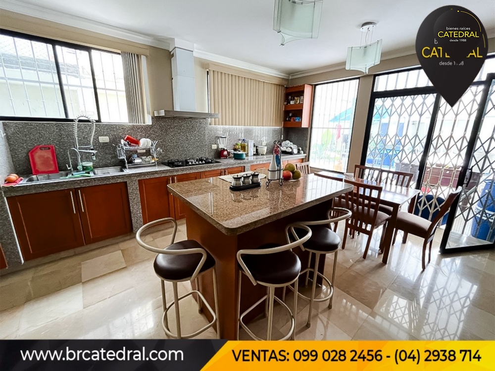 Villa Casa de Venta en Guayaquil Ecuador sector Vía a la Costa- Puerto Azul