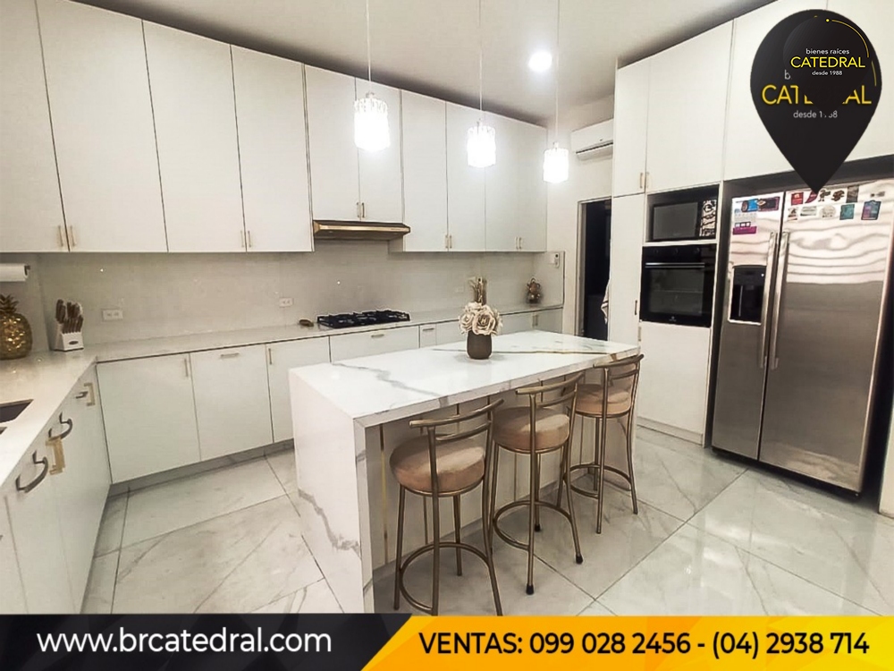 Villa Casa de Venta en Guayaquil Ecuador sector Cdla la Fuente