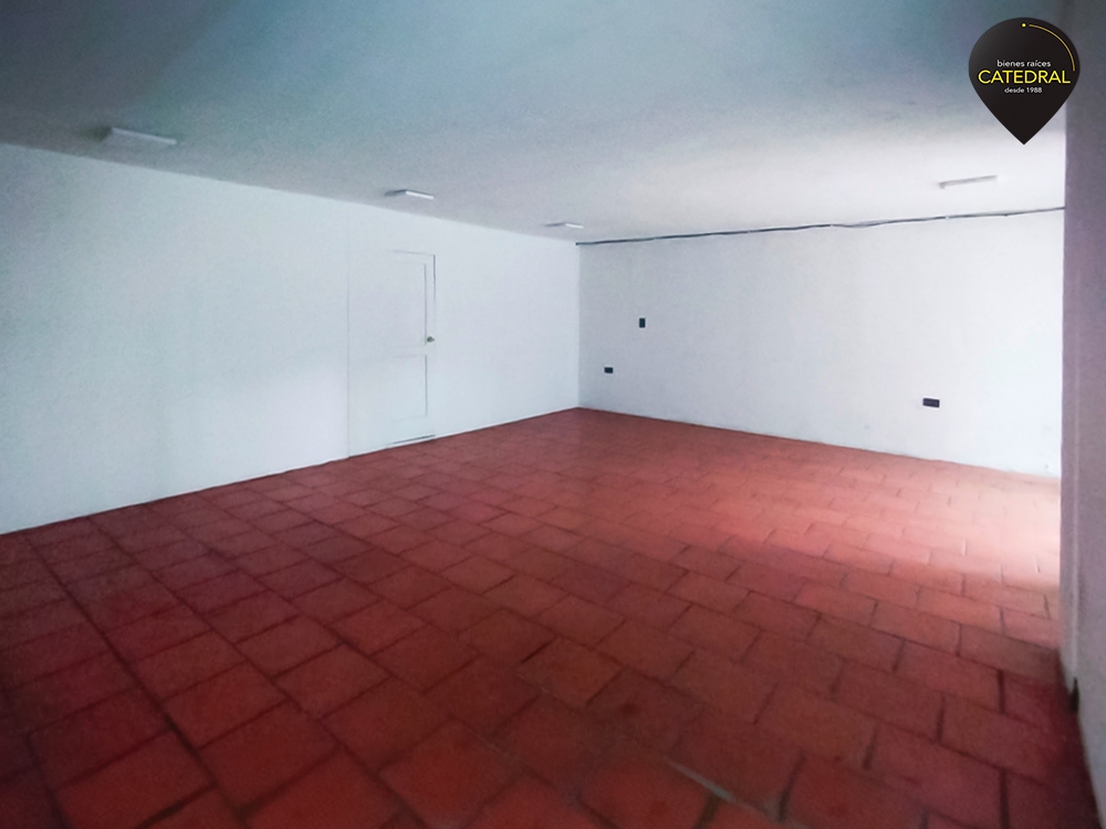 Local de Alquiler en Cuenca Ecuador sector Baños