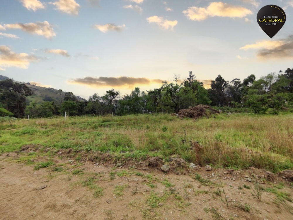 Terreno de Venta en Azogues Ecuador sector Uzhupud, Paute