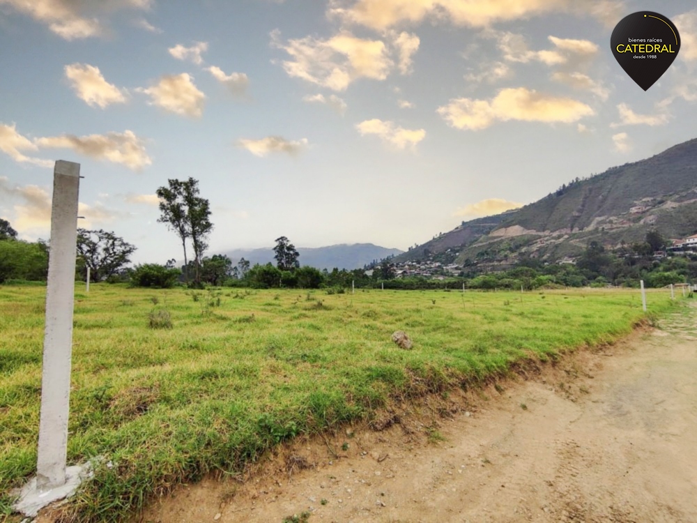 Terreno de Venta en Azogues Ecuador sector Uzhupud, Paute