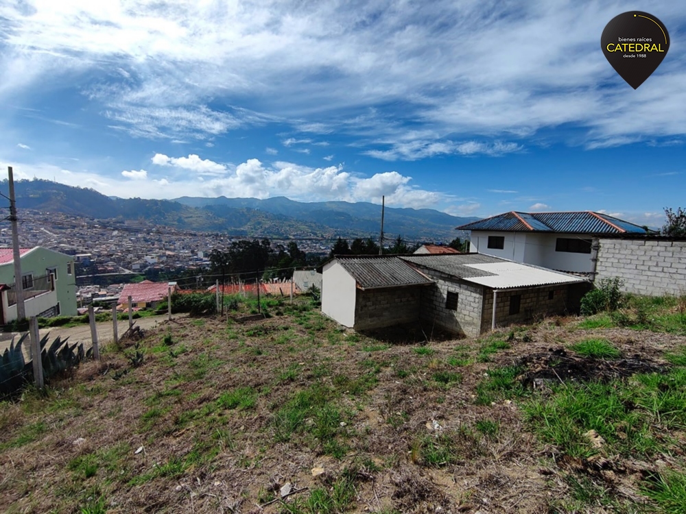 Villa Casa de Venta en Azogues Ecuador sector ZhigZhiquin