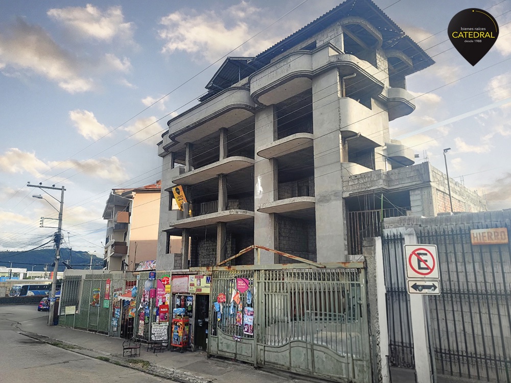 Villa/Casa/Edificio de Venta en Cuenca Ecuador sector Terminal Terrestre