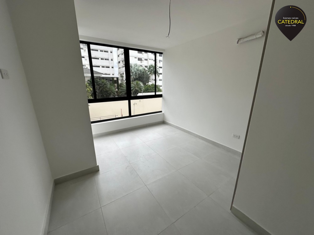 Departamento de Venta en Guayaquil Ecuador sector Ceibos  - Av. Leopoldo Carrera