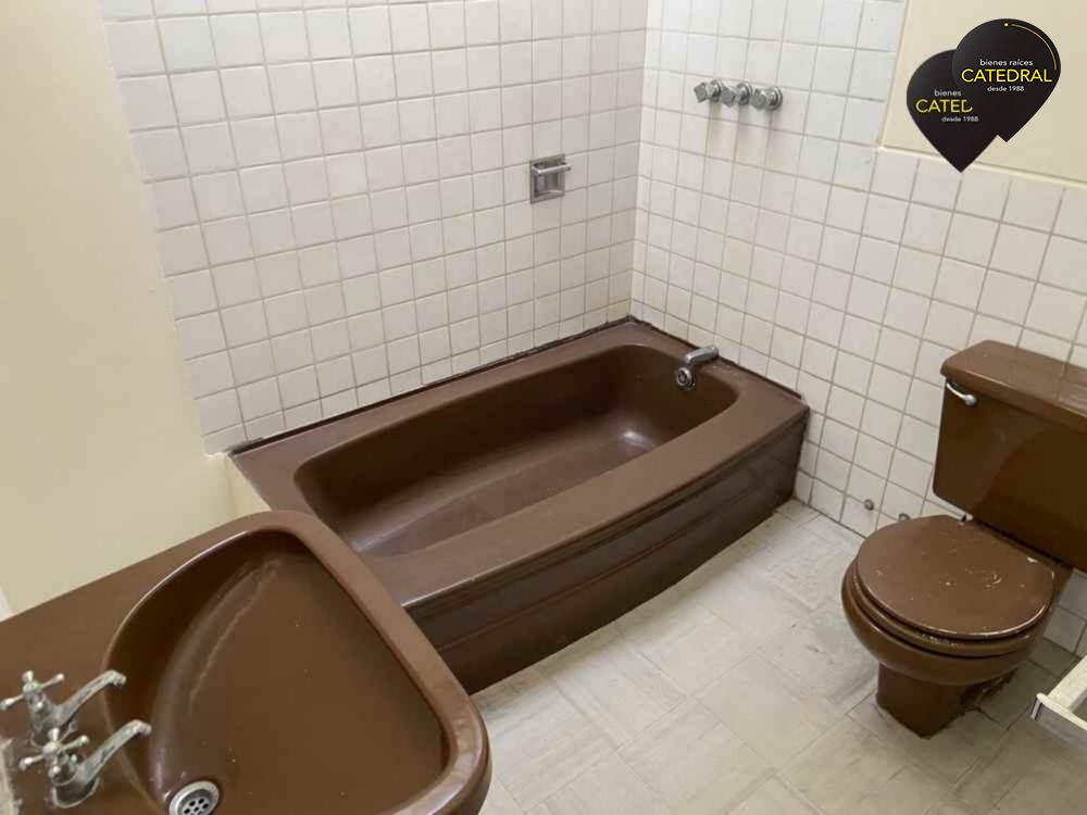 Local de Alquiler en Cuenca Ecuador sector Av de las Americas