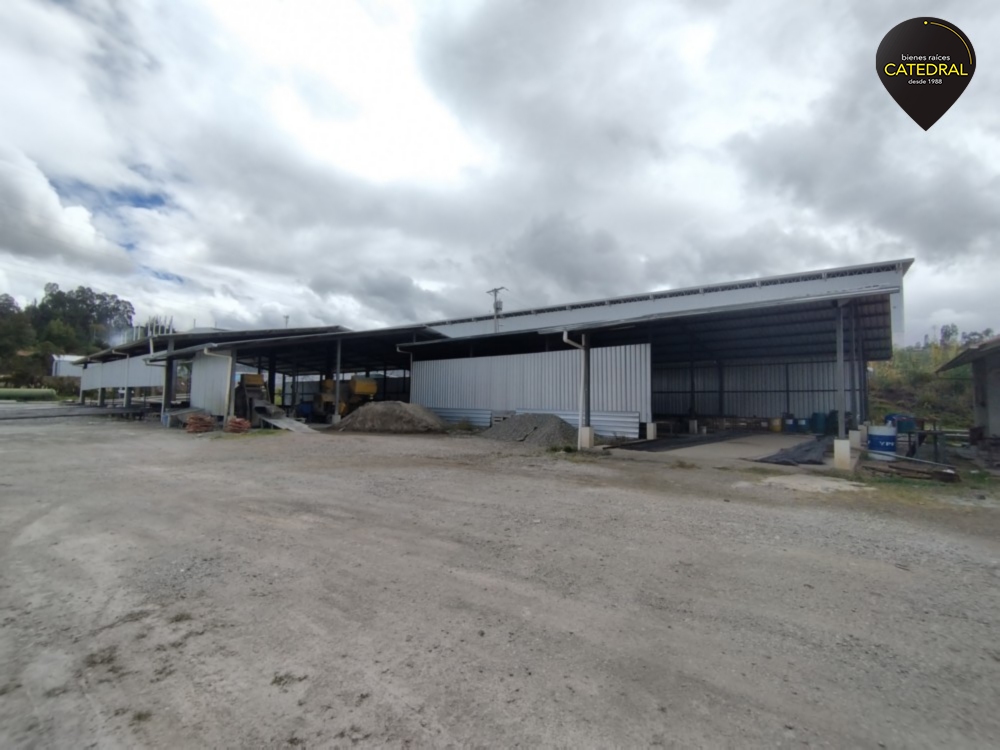 Nave Industrial de Venta en Azogues Ecuador sector Descanso-Zumbahuayco