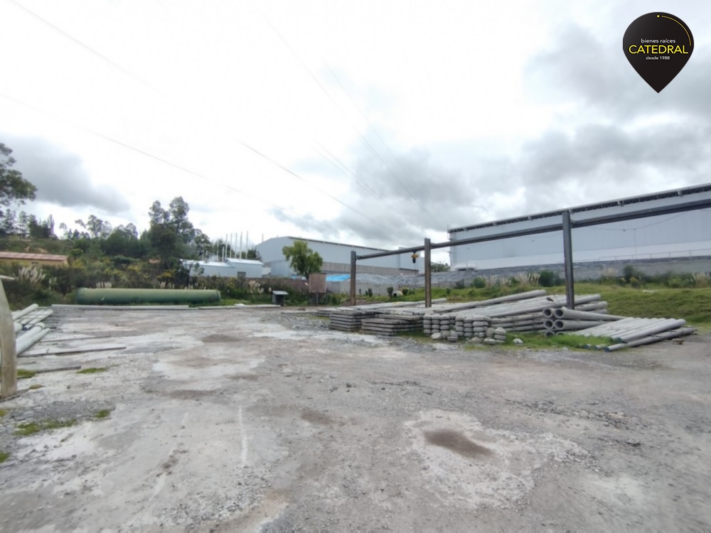 Nave Industrial de Venta en Azogues Ecuador sector Descanso-Zumbahuayco