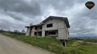 Villa Casa de Venta en Cuenca Ecuador sector El Valle