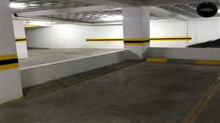 Departamento de Venta en Cuenca Ecuador sector Av. Americas - SuperStock