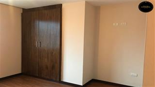 Departamento de Venta en Cuenca Ecuador sector Av. Americas - SuperStock