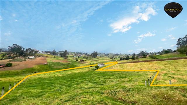 Sitio Solar Terreno de Venta en Cuenca Ecuador sector Valle-Gualalcay 
