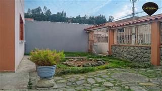 Villa Casa de Venta en Cuenca Ecuador sector Cdla. de los Médicos 