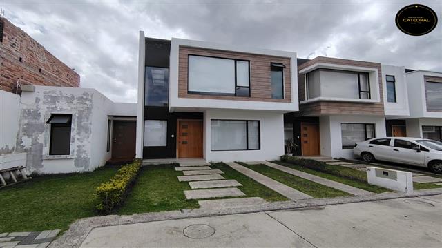 Villa Casa de Venta en Cuenca Ecuador sector Ricaurte 