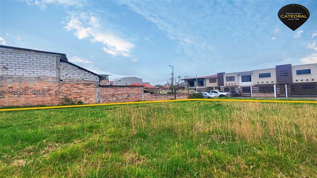 Sitio Solar Terreno de Venta en Cuenca Ecuador sector Puertas del Sol