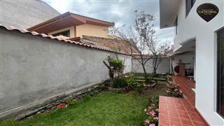 Villa Casa de Venta en Cuenca Ecuador sector Av. 10 de Agosto